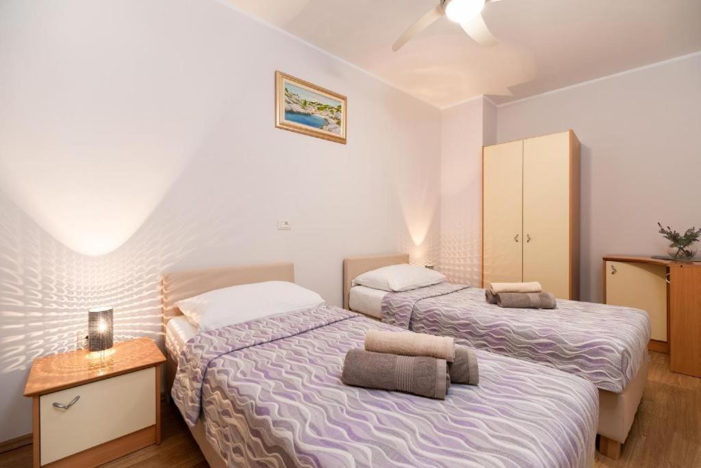 Apartments Dea Caeli Вела-Лука Экстерьер фото